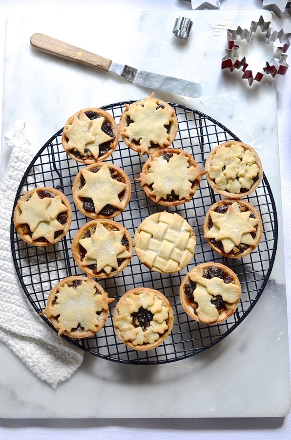 Cookie cutter mince pies | Bibby's kitchen Christmas baking