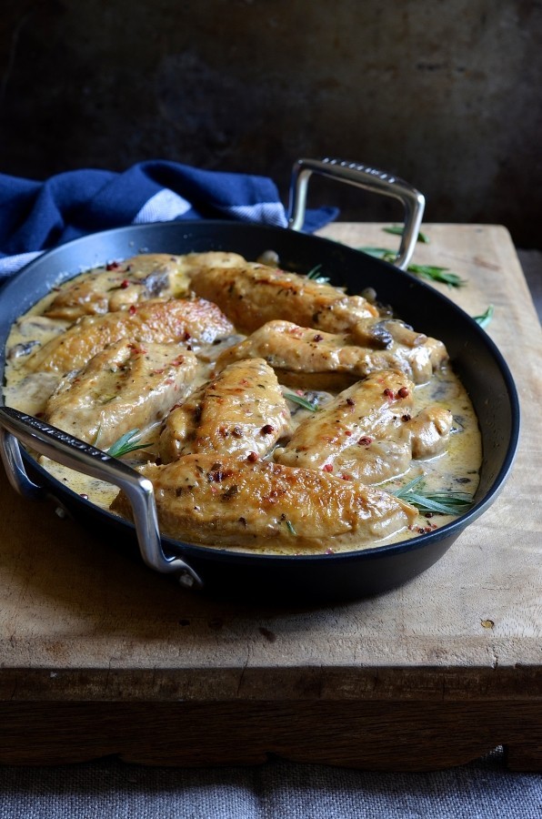Tarragon cream chicken with pink peppercorns | Bibbyskitchen recipes