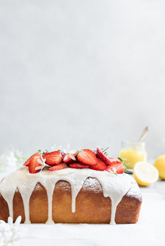 The Best Lemon Drizzle Cake | Bibbyskitchen recipes | Baking